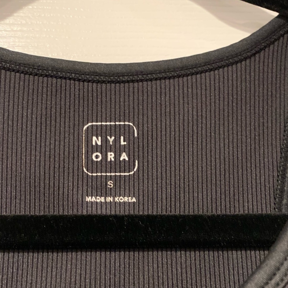 NYLORA Ribbed Lydia Racerback Sports Bra - Picture 5 of 5